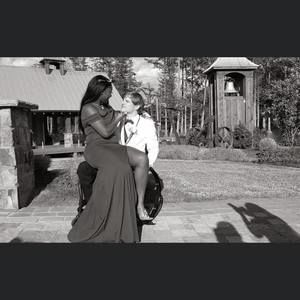 Meet your Posher, Deondra